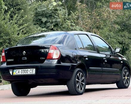 Черный Рено Клио, объемом двигателя 1.4 л и пробегом 210 тыс. км за 3999 $, фото 33 на Automoto.ua