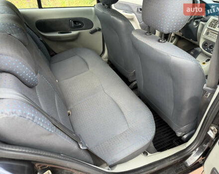 Черный Рено Клио, объемом двигателя 1.4 л и пробегом 210 тыс. км за 3999 $, фото 44 на Automoto.ua