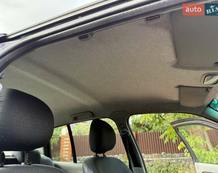 Черный Рено Клио, объемом двигателя 1.4 л и пробегом 210 тыс. км за 3999 $, фото 48 на Automoto.ua