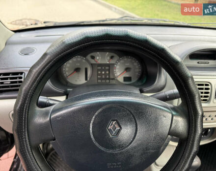 Черный Рено Клио, объемом двигателя 1.4 л и пробегом 210 тыс. км за 3999 $, фото 40 на Automoto.ua