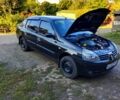 Черный Рено Клио, объемом двигателя 1.4 л и пробегом 300 тыс. км за 3200 $, фото 4 на Automoto.ua