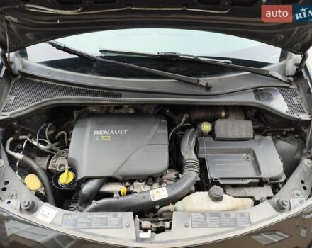 Черный Рено Клио, объемом двигателя 1.1 л и пробегом 222 тыс. км за 4699 $, фото 24 на Automoto.ua