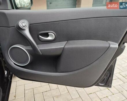 Черный Рено Клио, объемом двигателя 1.1 л и пробегом 222 тыс. км за 4699 $, фото 20 на Automoto.ua