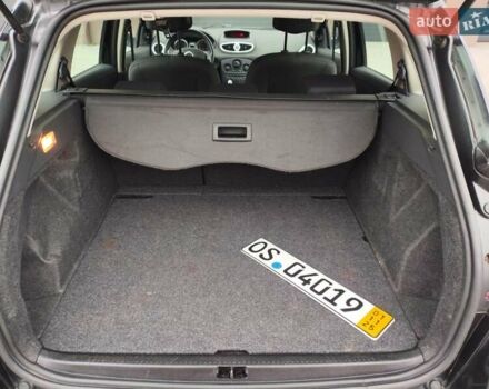 Черный Рено Клио, объемом двигателя 1.1 л и пробегом 222 тыс. км за 4699 $, фото 23 на Automoto.ua