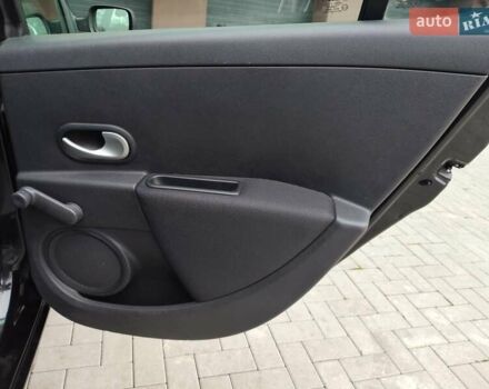 Черный Рено Клио, объемом двигателя 1.1 л и пробегом 222 тыс. км за 4699 $, фото 22 на Automoto.ua