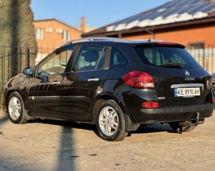 Черный Рено Клио, объемом двигателя 1.6 л и пробегом 197 тыс. км за 5600 $, фото 3 на Automoto.ua