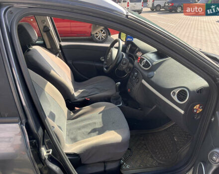 Чорний Рено Кліо, об'ємом двигуна 1.2 л та пробігом 225 тис. км за 5000 $, фото 5 на Automoto.ua