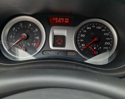 Рено Клио 2008 в Одессе на Automoto.ua Черный Рено Клио, объемом двигателя 1.1 л и пробегом 115 тыс. км за 5600 $, фото 10 на Automoto.ua