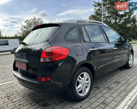 Черный Рено Клио, объемом двигателя 1.6 л и пробегом 227 тыс. км за 5100 $, фото 2 на Automoto.ua