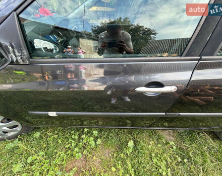 Рено Клио 2008 в Радомышле на Automoto.ua Черный Рено Клио, объемом двигателя 1.2 л и пробегом 300 тыс. км за 3500 $, фото 12 на Automoto.ua