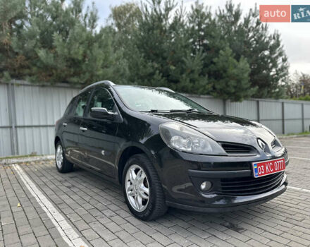 Черный Рено Клио, объемом двигателя 1.6 л и пробегом 227 тыс. км за 5100 $, фото 1 на Automoto.ua