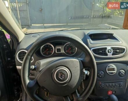 Черный Рено Клио, объемом двигателя 1.15 л и пробегом 186 тыс. км за 4800 $, фото 15 на Automoto.ua