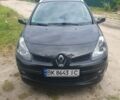 Черный Рено Клио, объемом двигателя 1.2 л и пробегом 200 тыс. км за 5500 $, фото 1 на Automoto.ua