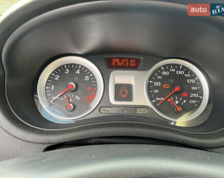 Рено Клио 2009 в Каменце-Подольском на Automoto.ua Черный Рено Клио, объемом двигателя 1.15 л и пробегом 250 тыс. км за 3700 $, фото 11 на Automoto.ua