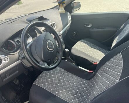 Черный Рено Клио, объемом двигателя 1.5 л и пробегом 218 тыс. км за 5500 $, фото 3 на Automoto.ua