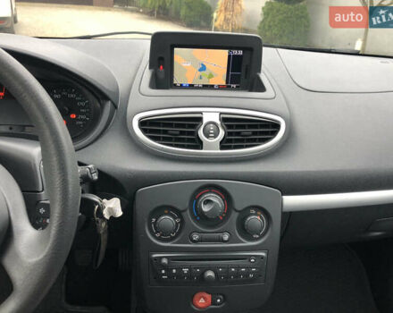 Черный Рено Клио, объемом двигателя 1.2 л и пробегом 109 тыс. км за 5800 $, фото 29 на Automoto.ua