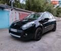 Черный Рено Клио, объемом двигателя 1.5 л и пробегом 240 тыс. км за 6250 $, фото 1 на Automoto.ua