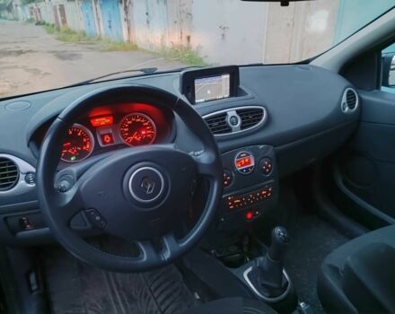 Черный Рено Клио, объемом двигателя 1.5 л и пробегом 250 тыс. км за 6550 $, фото 5 на Automoto.ua