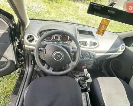 Чорний Рено Кліо, об'ємом двигуна 1.5 л та пробігом 205 тис. км за 5200 $, фото 3 на Automoto.ua