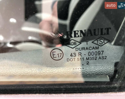 Черный Рено Клио, объемом двигателя 1.2 л и пробегом 109 тыс. км за 5800 $, фото 20 на Automoto.ua