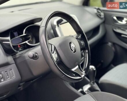 Черный Рено Клио, объемом двигателя 1.2 л и пробегом 217 тыс. км за 8800 $, фото 10 на Automoto.ua