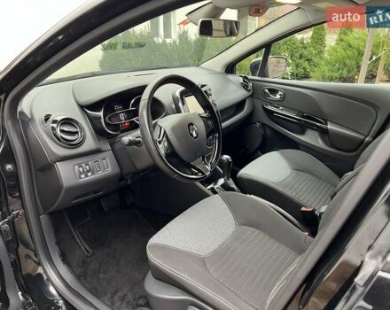 Черный Рено Клио, объемом двигателя 1.2 л и пробегом 217 тыс. км за 8800 $, фото 11 на Automoto.ua