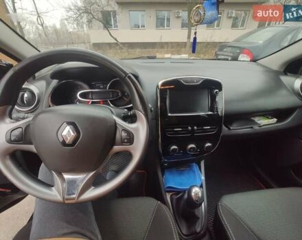 Черный Рено Клио, объемом двигателя 1.5 л и пробегом 247 тыс. км за 7500 $, фото 9 на Automoto.ua