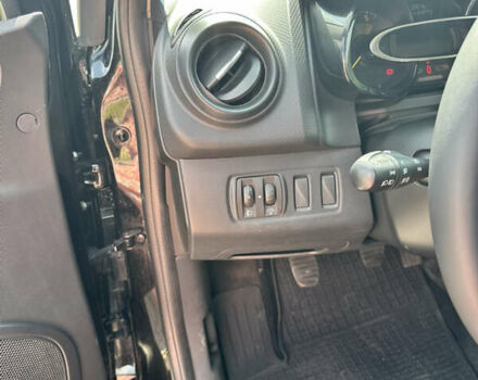 Черный Рено Клио, объемом двигателя 1.5 л и пробегом 274 тыс. км за 7300 $, фото 36 на Automoto.ua