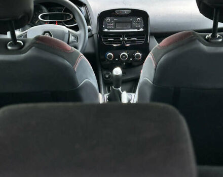 Черный Рено Клио, объемом двигателя 1.5 л и пробегом 274 тыс. км за 7300 $, фото 18 на Automoto.ua