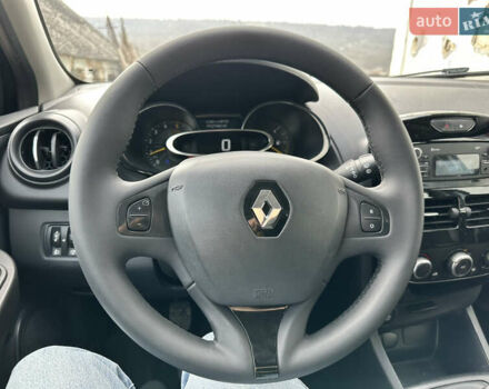 Черный Рено Клио, объемом двигателя 1.5 л и пробегом 274 тыс. км за 7300 $, фото 42 на Automoto.ua