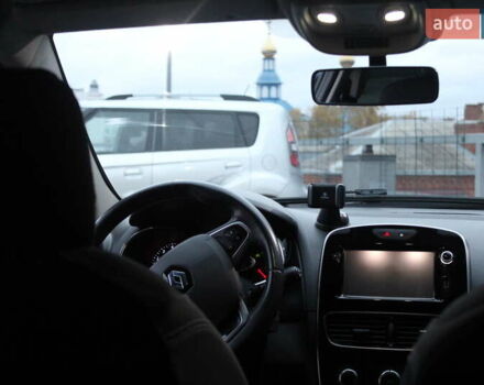Рено Кліо 2016 у Хмельницькому на Automoto.ua Чорний Рено Кліо, об'ємом двигуна 1.5 л та пробігом 291 тис. км за 10100 $, фото 4 на Automoto.ua