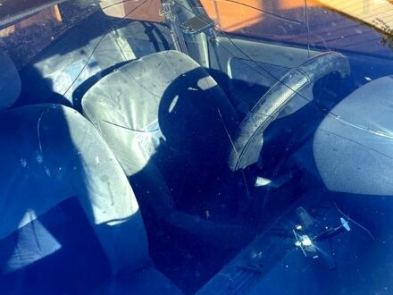 Рено Клио 1997 в Черкассах на Automoto.ua Черный Рено Клио, объемом двигателя 12 л и пробегом 0 тыс. км за 500 $, фото 1 на Automoto.ua