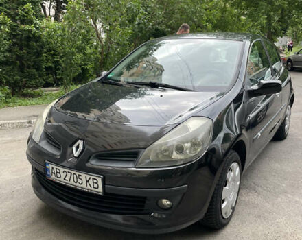 Чорний Рено Кліо, об'ємом двигуна 1.6 л та пробігом 195 тис. км за 4000 $, фото 1 на Automoto.ua