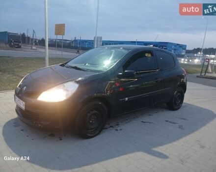 Черный Рено Клио, объемом двигателя 1.15 л и пробегом 201 тыс. км за 2850 $, фото 1 на Automoto.ua