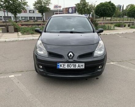 Черный Рено Клио, объемом двигателя 2 л и пробегом 256 тыс. км за 4650 $, фото 1 на Automoto.ua