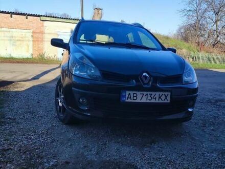 Черный Рено Клио, объемом двигателя 1.1 л и пробегом 220 тыс. км за 5000 $, фото 1 на Automoto.ua