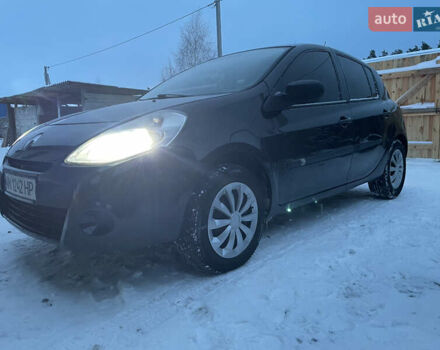 Черный Рено Клио, объемом двигателя 1.46 л и пробегом 307 тыс. км за 4200 $, фото 1 на Automoto.ua