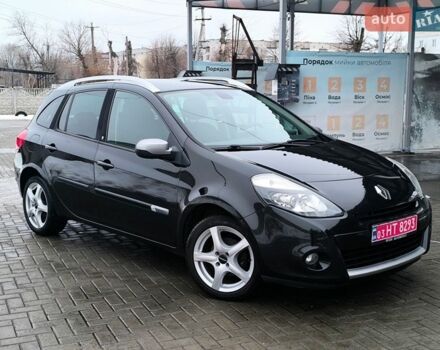 Черный Рено Клио, объемом двигателя 1.2 л и пробегом 220 тыс. км за 5700 $, фото 1 на Automoto.ua