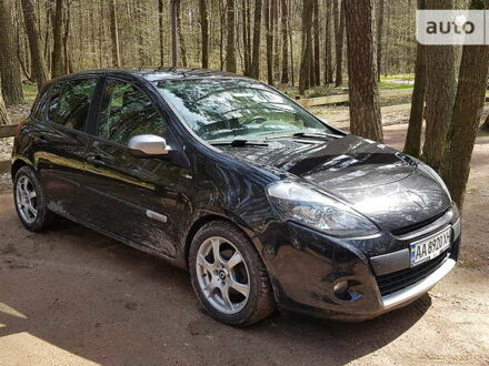 Рено Кліо 2011 у Києві на Automoto.ua Чорний Рено Кліо, об'ємом двигуна 1.5 л та пробігом 299 тис. км за 6500 $, фото 1 на Automoto.ua