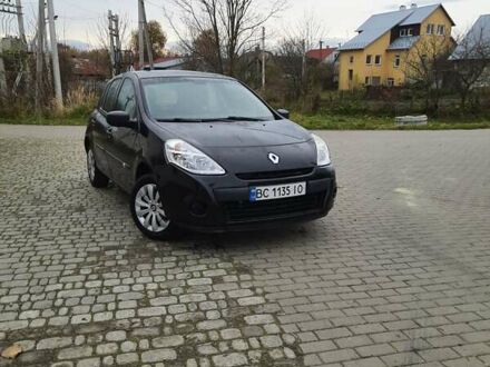 Черный Рено Клио, объемом двигателя 1.1 л и пробегом 110 тыс. км за 4550 $, фото 1 на Automoto.ua