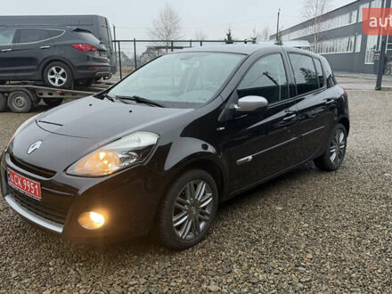 Черный Рено Клио, объемом двигателя 1.2 л и пробегом 240 тыс. км за 5750 $, фото 1 на Automoto.ua