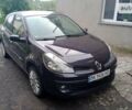 Фиолетовый Рено Клио, объемом двигателя 1.6 л и пробегом 278 тыс. км за 4800 $, фото 1 на Automoto.ua