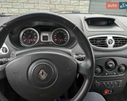 Коричневый Рено Клио, объемом двигателя 1.15 л и пробегом 179 тыс. км за 3999 $, фото 6 на Automoto.ua