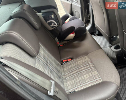 Коричневый Рено Клио, объемом двигателя 1.6 л и пробегом 147 тыс. км за 5300 $, фото 24 на Automoto.ua