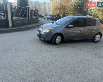 Коричневый Рено Клио, объемом двигателя 1.5 л и пробегом 279 тыс. км за 4950 $, фото 11 на Automoto.ua