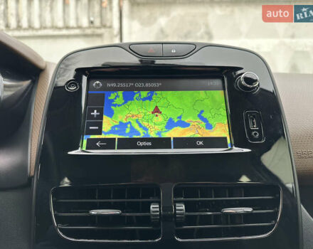 Коричневый Рено Клио, объемом двигателя 1.2 л и пробегом 146 тыс. км за 7699 $, фото 73 на Automoto.ua