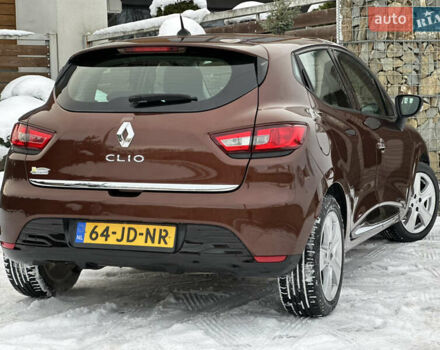 Коричневый Рено Клио, объемом двигателя 1.2 л и пробегом 146 тыс. км за 7699 $, фото 41 на Automoto.ua