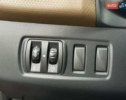 Коричневый Рено Клио, объемом двигателя 1.2 л и пробегом 146 тыс. км за 7699 $, фото 71 на Automoto.ua