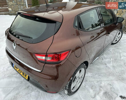 Коричневый Рено Клио, объемом двигателя 1.2 л и пробегом 146 тыс. км за 7699 $, фото 42 на Automoto.ua