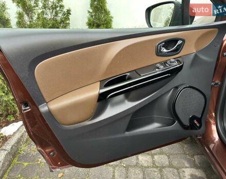 Коричневый Рено Клио, объемом двигателя 1.2 л и пробегом 146 тыс. км за 7699 $, фото 55 на Automoto.ua